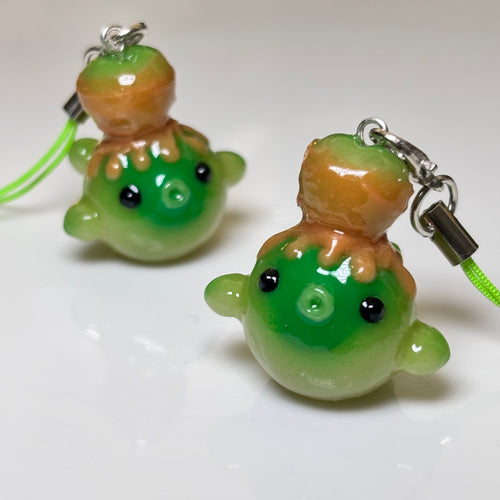 Caramel Green Apple Kissing Whale Charm
