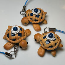 Mini Blueberry Pie Turtles